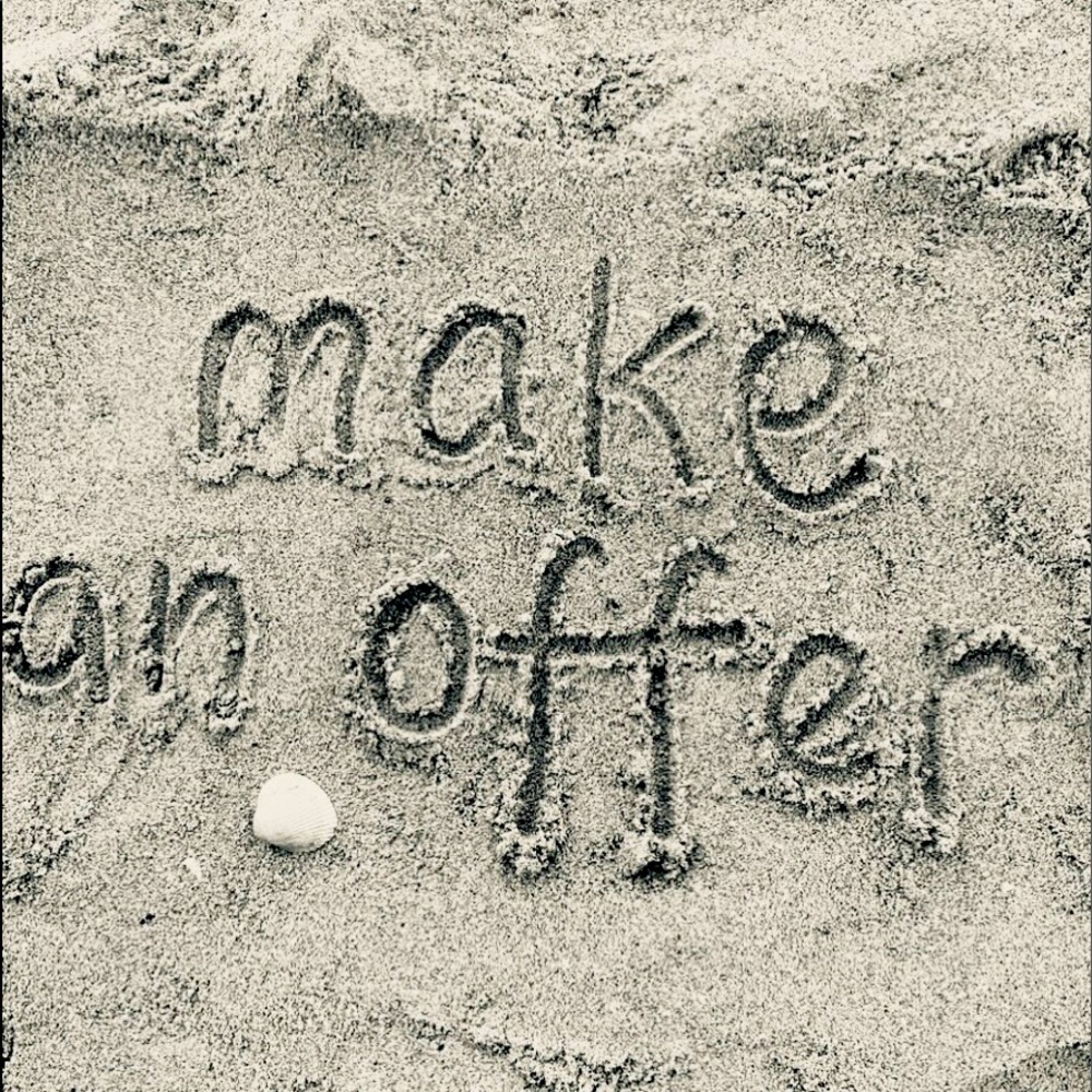 Please feel free to make an Reasonably OFFER!